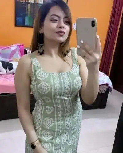 Call Girl in Basavana Bagevadi